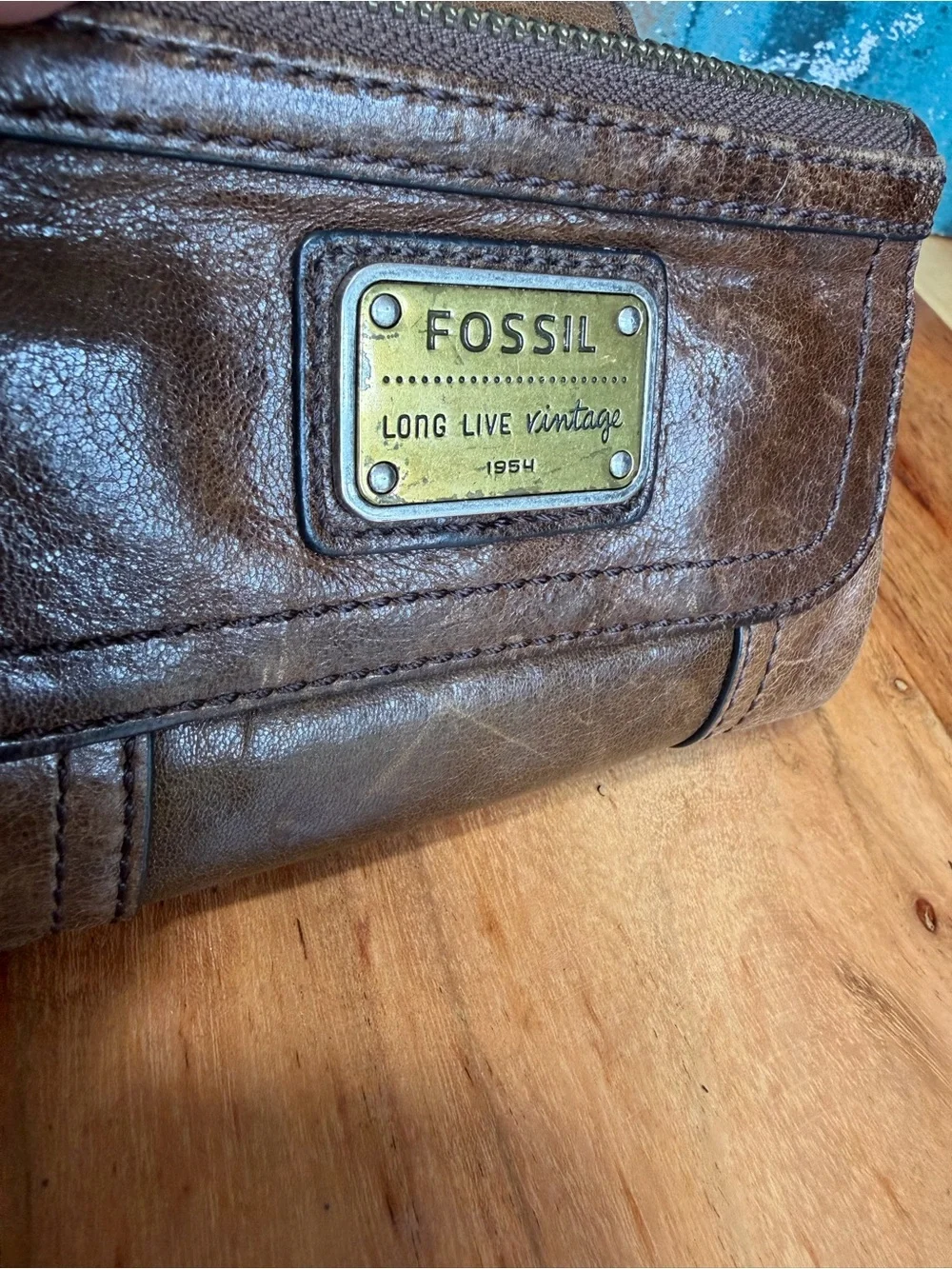 Fossil Rugged Vintage “Long Live Vintage 1954” Emory Brown Leather Wallet